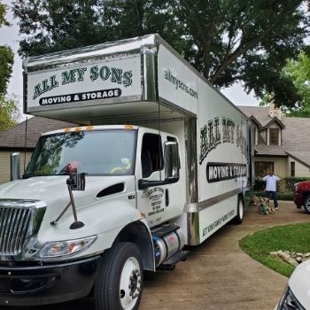 Moving Truck Serving Home Movers